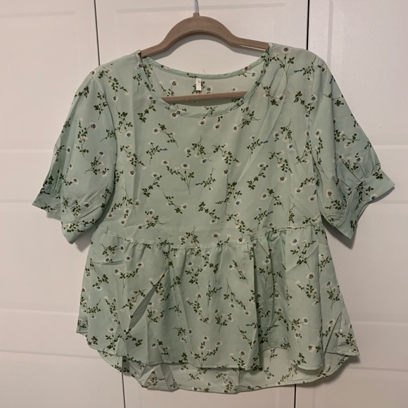 SHEIN Tops - Floral blouse